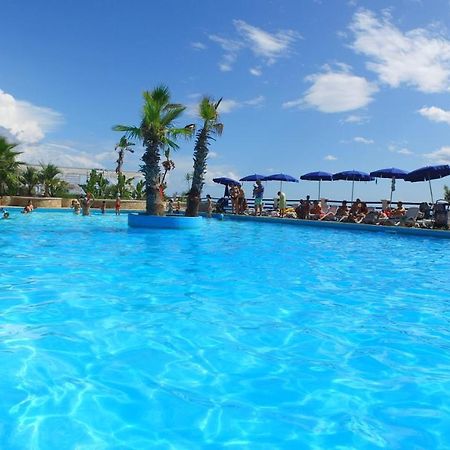 Villaggio Santo Stefano Βιέστε Εξωτερικό φωτογραφία