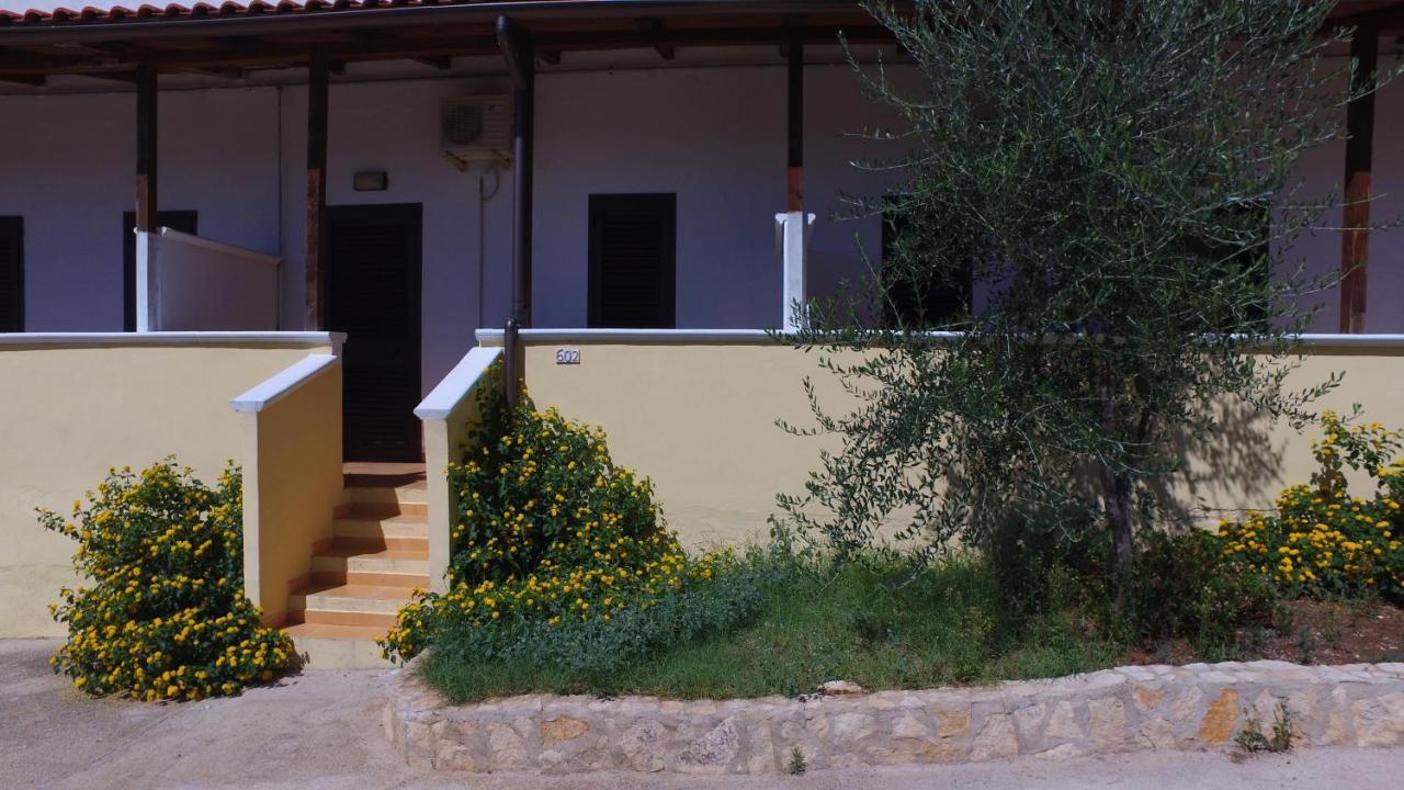 Villaggio Santo Stefano Βιέστε Εξωτερικό φωτογραφία