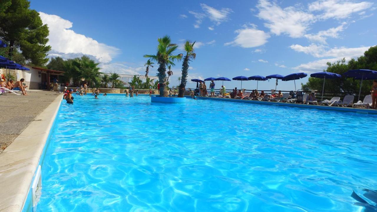 Villaggio Santo Stefano Βιέστε Εξωτερικό φωτογραφία