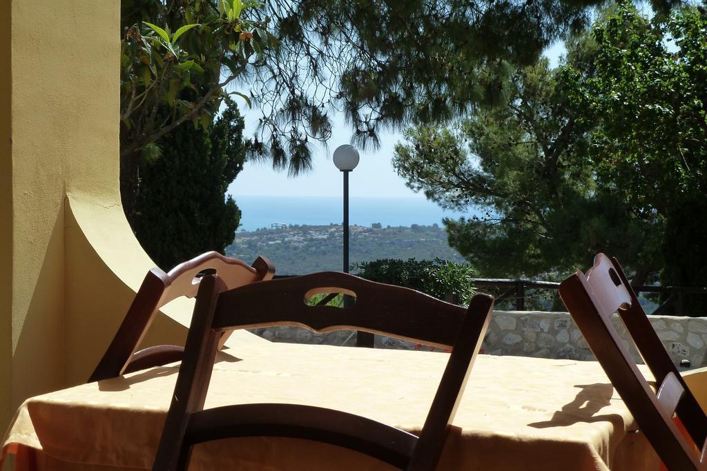 Villaggio Santo Stefano Βιέστε Εξωτερικό φωτογραφία