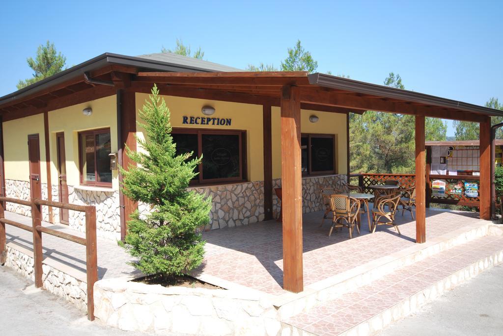 Villaggio Santo Stefano Βιέστε Εξωτερικό φωτογραφία