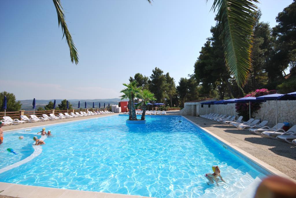 Villaggio Santo Stefano Βιέστε Δωμάτιο φωτογραφία